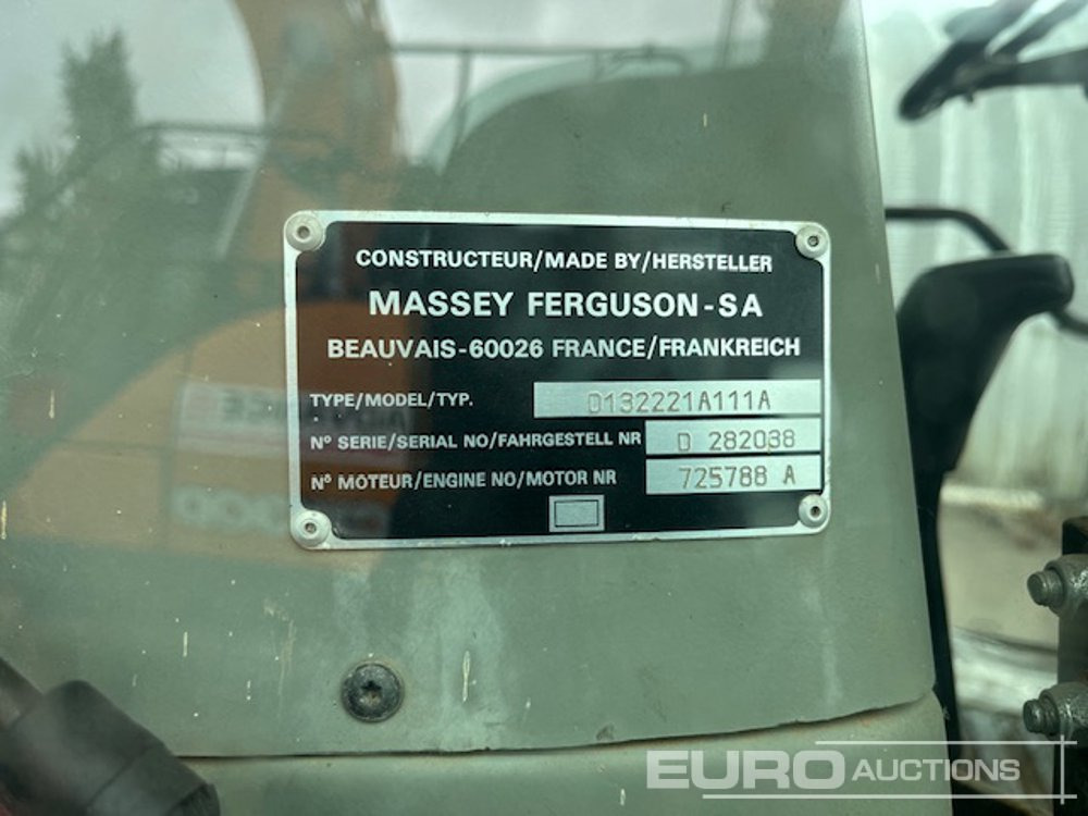 Tractor Massey Ferguson 6120: foto 15