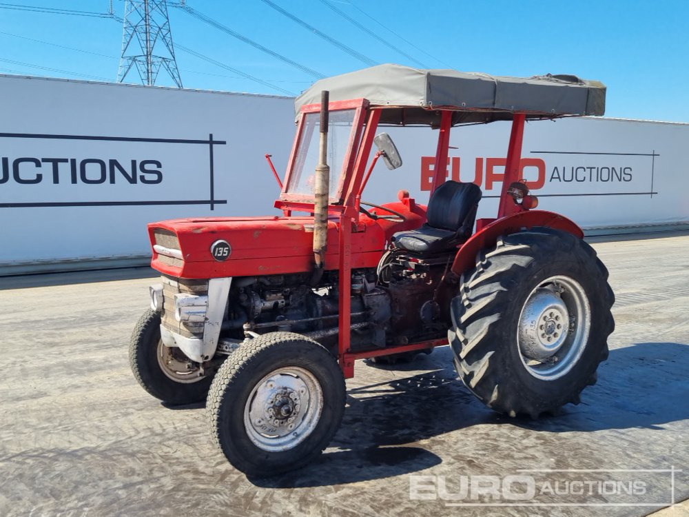 Massey Ferguson MF135 - Tractor: foto 1 Massey Ferguson MF135 - Tractor: foto 1