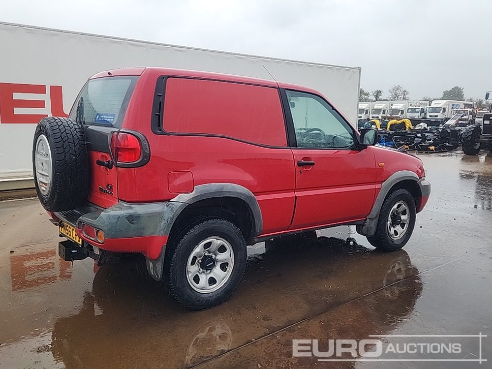 Nissan Terrano - SUV/ Todoterreno: foto 5 Nissan Terrano - SUV/ Todoterreno: foto 5
