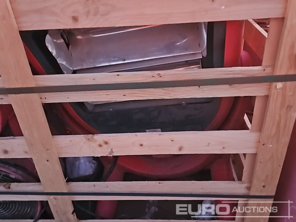 Equipo de construcción Pallet of Space Heaters (2 of): foto 24