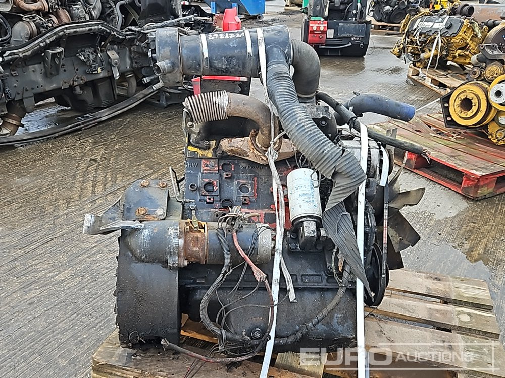 Motor Perkins 4 Cylinder Engine: foto 8 Motor Perkins 4 Cylinder Engine: foto 8