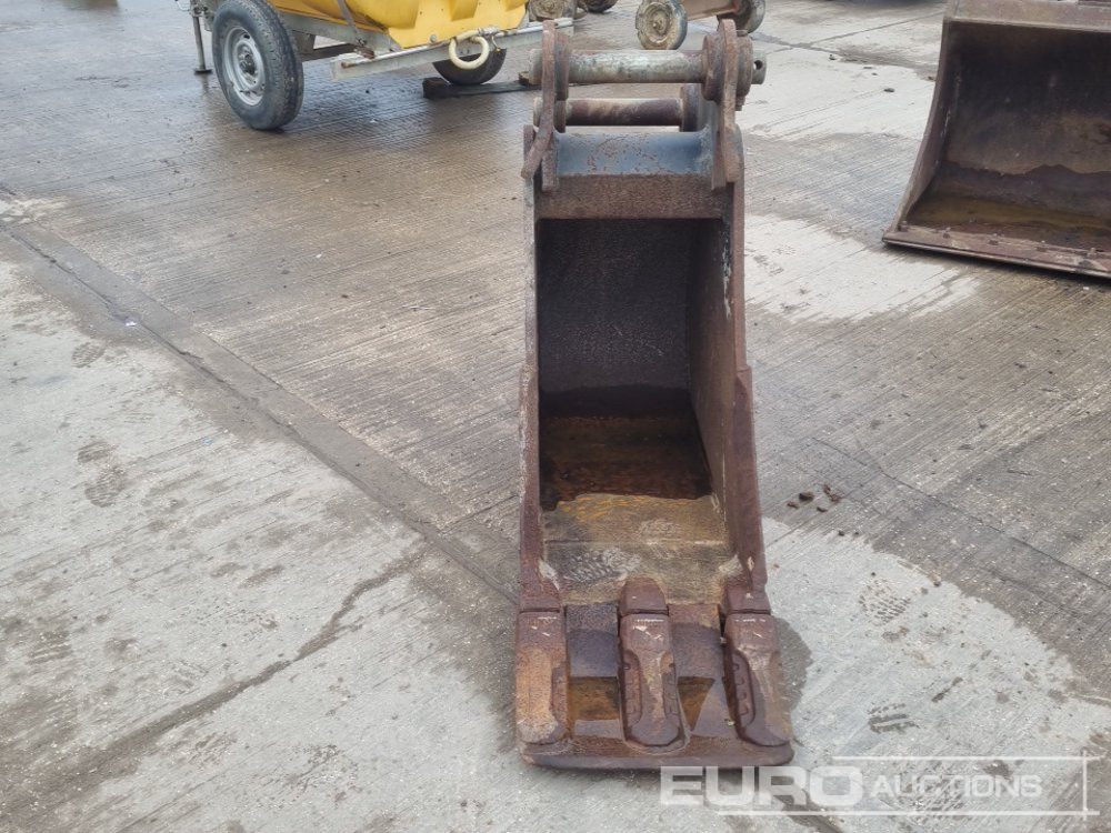 Rhino 18" Ditching Bucket 60mm Pin to suit 10 Ton Excavator - Cazo: foto 2 Rhino 18" Ditching Bucket 60mm Pin to suit 10 Ton Excavator - Cazo: foto 2