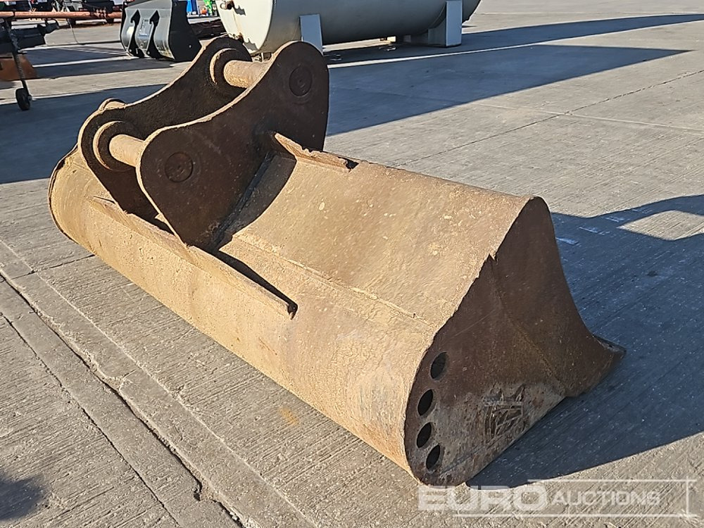 Rhinox 84" Ditching Bucket 80mm Pin to suit 20 Ton Excavator - Cazo: foto 5 Rhinox 84" Ditching Bucket 80mm Pin to suit 20 Ton Excavator - Cazo: foto 5