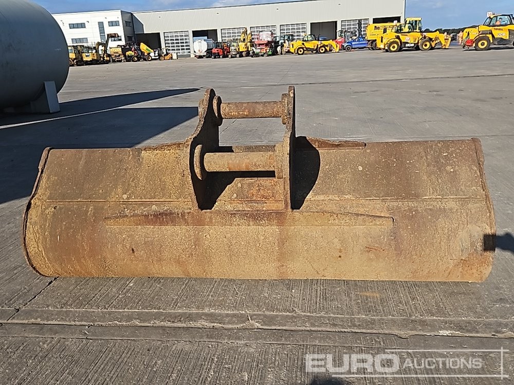 Rhinox 84" Ditching Bucket 80mm Pin to suit 20 Ton Excavator - Cazo: foto 4 Rhinox 84" Ditching Bucket 80mm Pin to suit 20 Ton Excavator - Cazo: foto 4