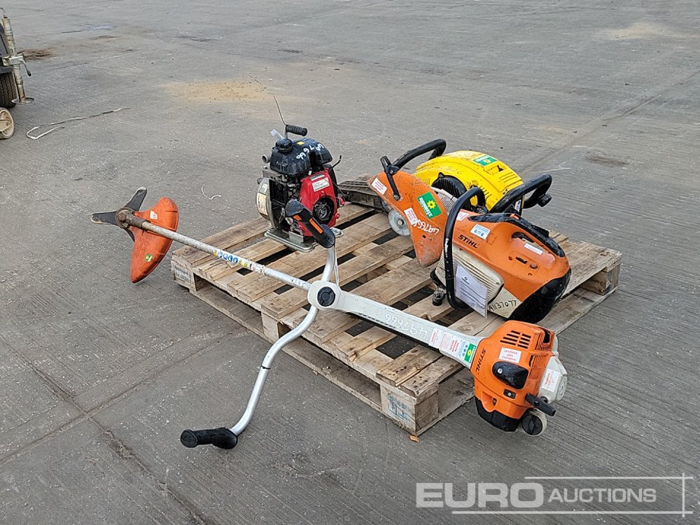 Stihl Petrol Strimmer, Stihl TS410 Petrol Quick Cut Saw, Atlas Copco Petrol Hand Held Breaker, Petrol Fuel Transfer Pump, Honda Engine - Equipo de construcción: foto 5 Stihl Petrol Strimmer, Stihl TS410 Petrol Quick Cut Saw, Atlas Copco Petrol Hand Held Breaker, Petrol Fuel Transfer Pump, Honda Engine - Equipo de construcción: foto 5