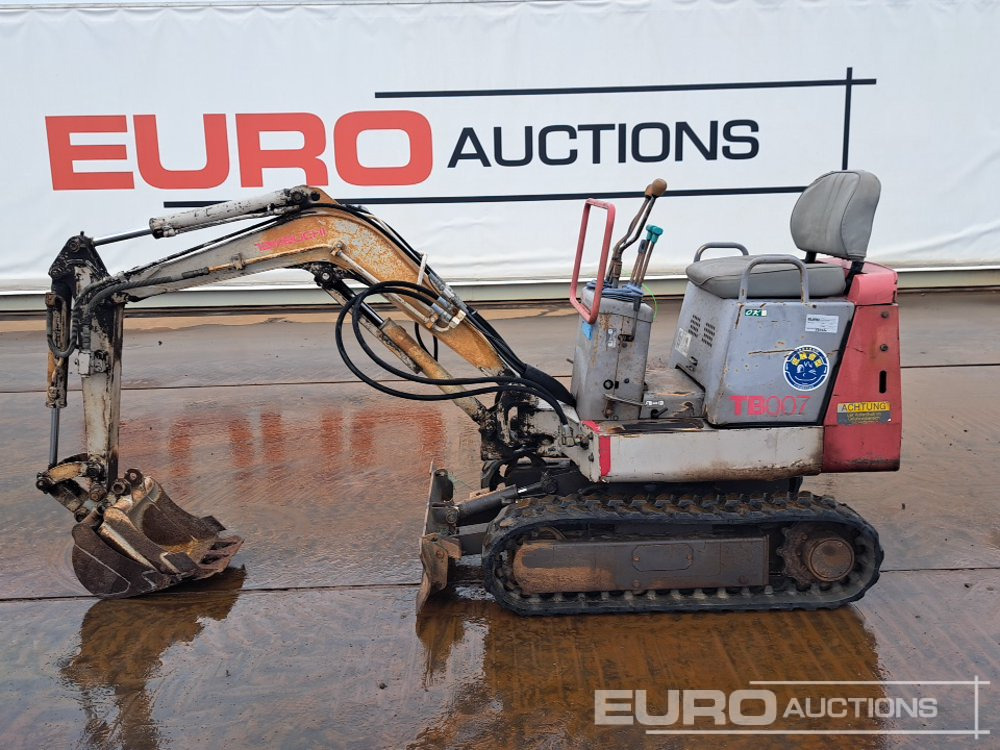 Taketuchi TB007 - Miniexcavadora: foto 2 Taketuchi TB007 - Miniexcavadora: foto 2