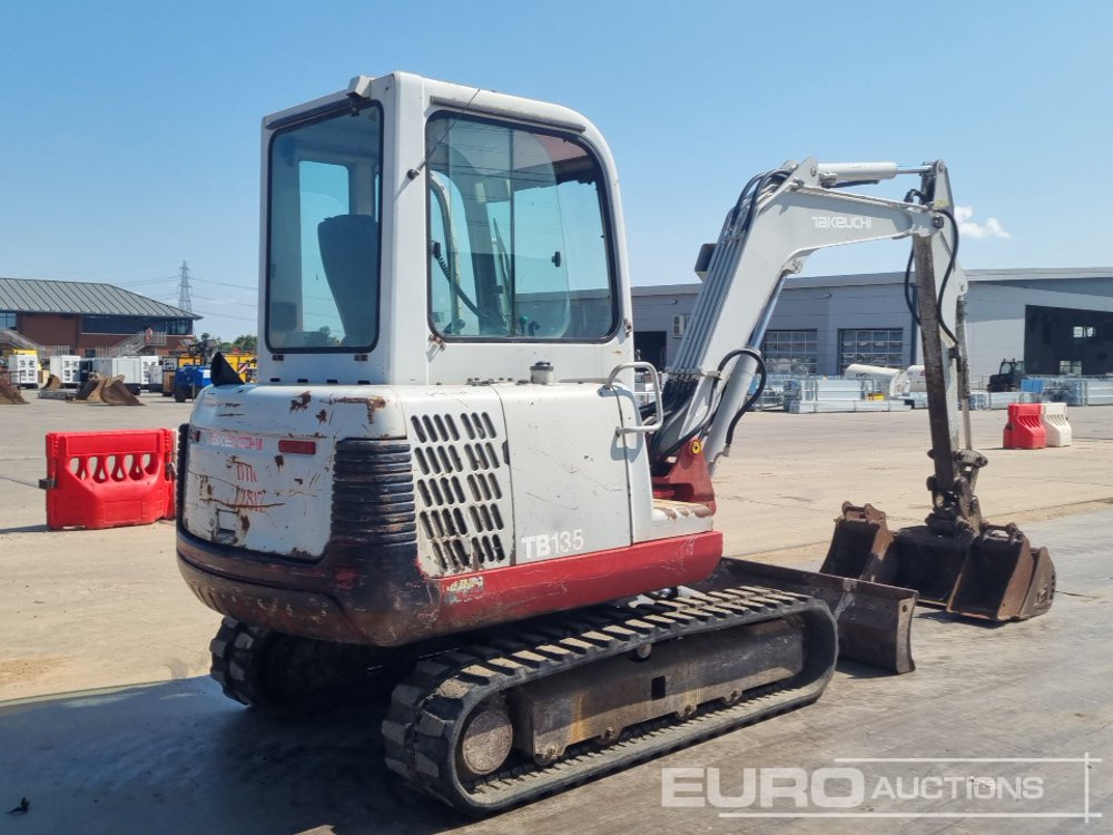 Takeuchi TB135 - Miniexcavadora: foto 5 Takeuchi TB135 - Miniexcavadora: foto 5