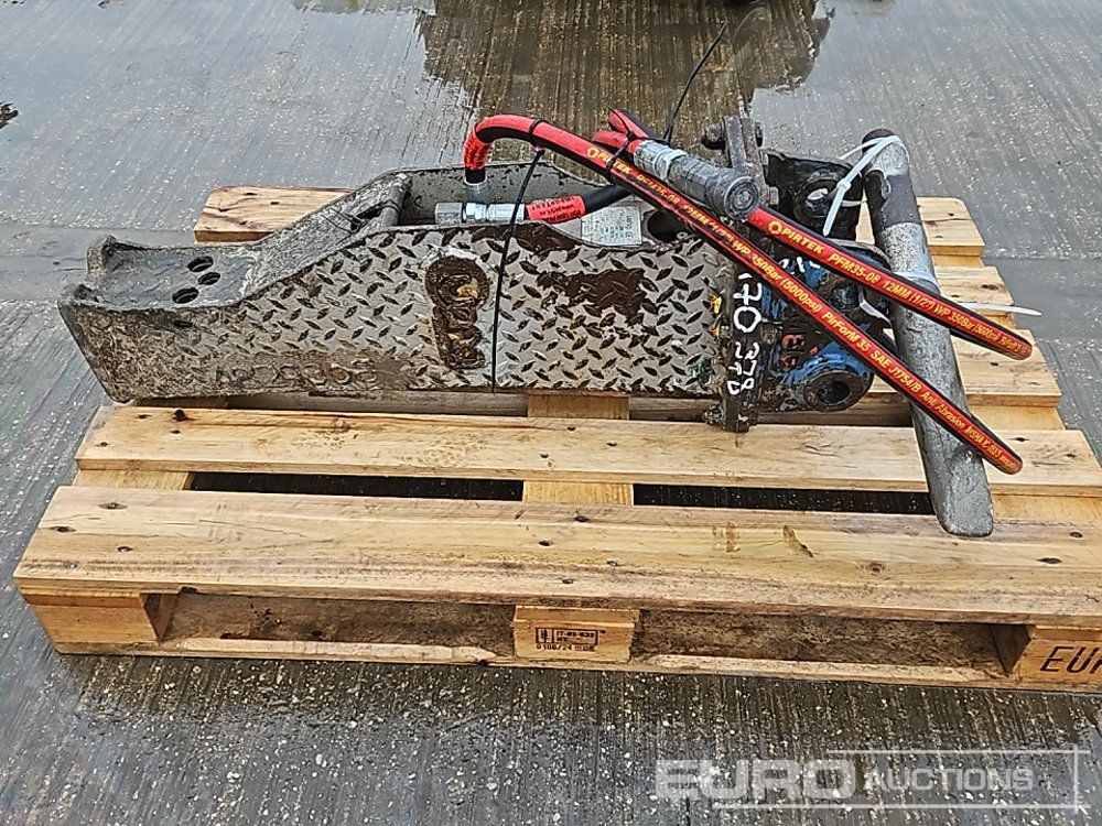 Ueng QRB 330 Hydraulic Breaker 35mm Pin to suit Mini Excavator - Martillo hidráulico: foto 2 Ueng QRB 330 Hydraulic Breaker 35mm Pin to suit Mini Excavator - Martillo hidráulico: foto 2