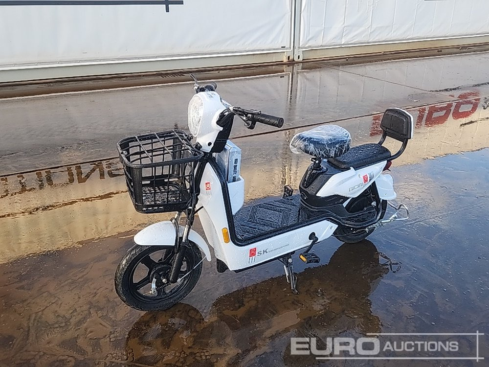 Unused 2025 SK8 Electric Bicycle - Carrito de golf: foto 1 Unused 2025 SK8 Electric Bicycle - Carrito de golf: foto 1