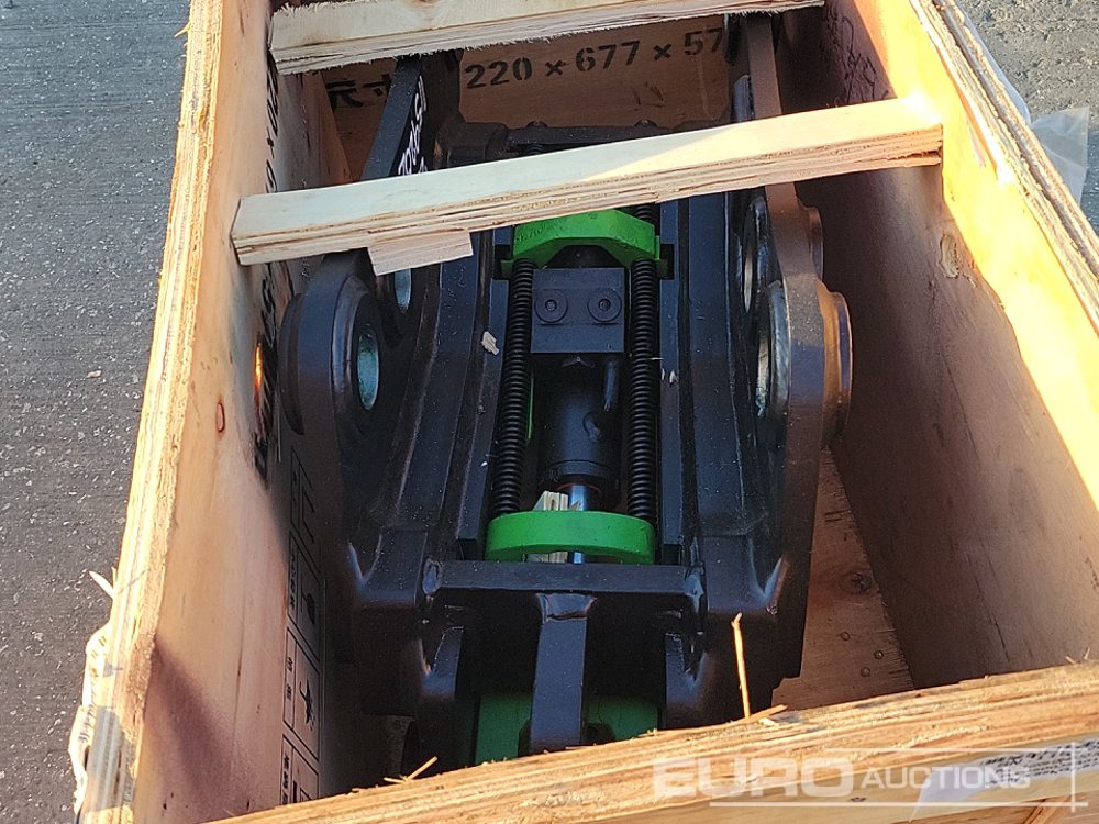 Unused Geith Hydraulic Double Lock Quick Hitch 45mm Pin to suit 4-6 Ton Excavator - Acoplamiento rápido: foto 4 Unused Geith Hydraulic Double Lock Quick Hitch 45mm Pin to suit 4-6 Ton Excavator - Acoplamiento rápido: foto 4