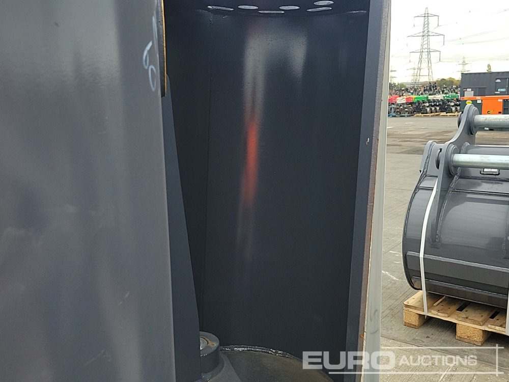 Cazo nuevo Unused Strickland 60", 60", 60", 60" Ditching Bucket 50mm to suit 6-8 Ton Excavator: foto 9
