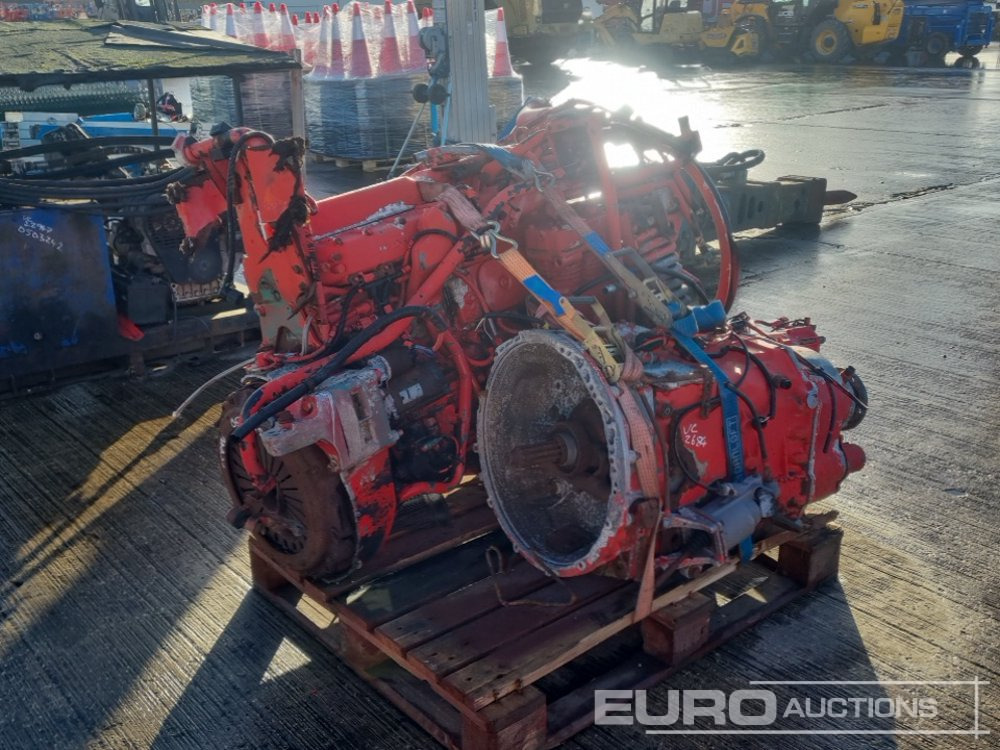 Volvo 6 Cylinder Engine, Gearbox - Motor: foto 1 Volvo 6 Cylinder Engine, Gearbox - Motor: foto 1