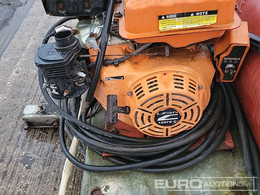 Hidrolimpiadora Western Trailers Single Axle Plastic Water Bowser, Lifan Pressure Washer: foto 11 Hidrolimpiadora Western Trailers Single Axle Plastic Water Bowser, Lifan Pressure Washer: foto 11