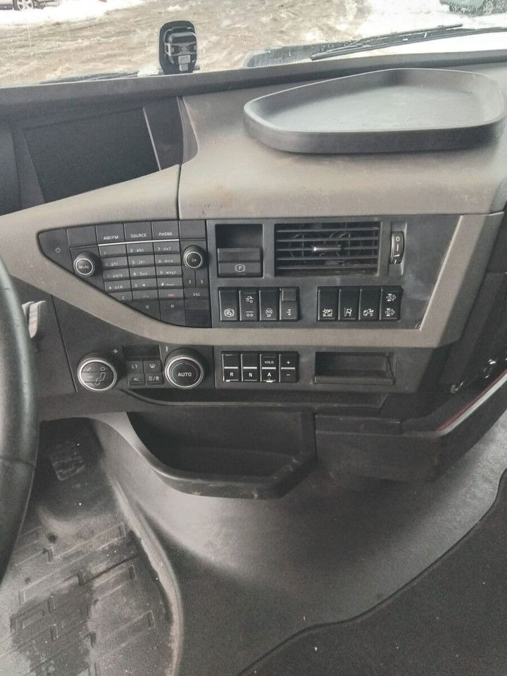 Cabeza tractora Volvo FH 460 LNG: foto 12