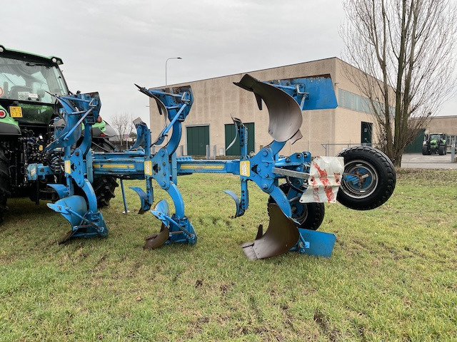 Aratro trivomere Annovi - Arado: foto 2 Aratro trivomere Annovi - Arado: foto 2