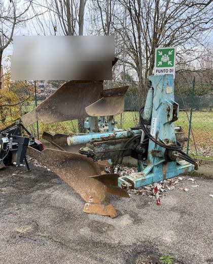 Aratro usato Nuova Comas - Arado: foto 4 Aratro usato Nuova Comas - Arado: foto 4