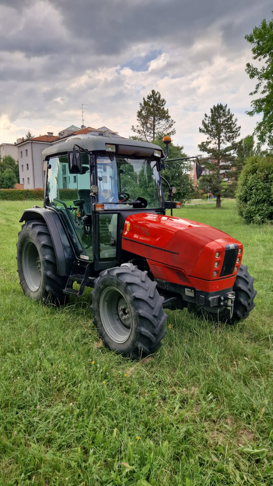 Trattore usato Same Dorado 70 Classic - Tractor: foto 1 Trattore usato Same Dorado 70 Classic - Tractor: foto 1