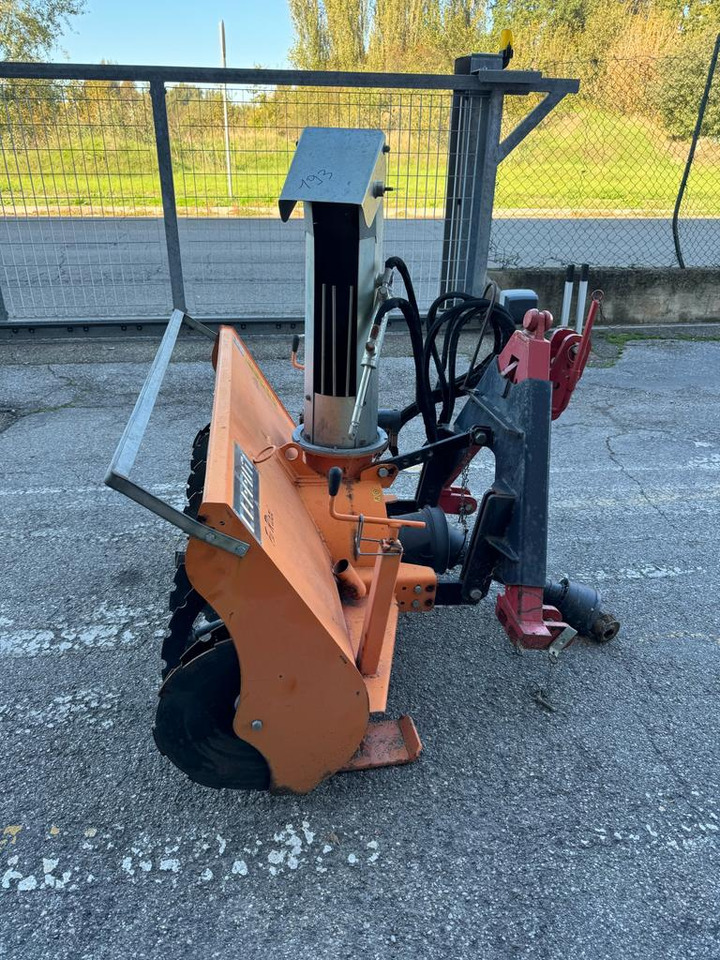 Turbina usata Cerruti 130cm - Soplador de nieve: foto 4 Turbina usata Cerruti 130cm - Soplador de nieve: foto 4