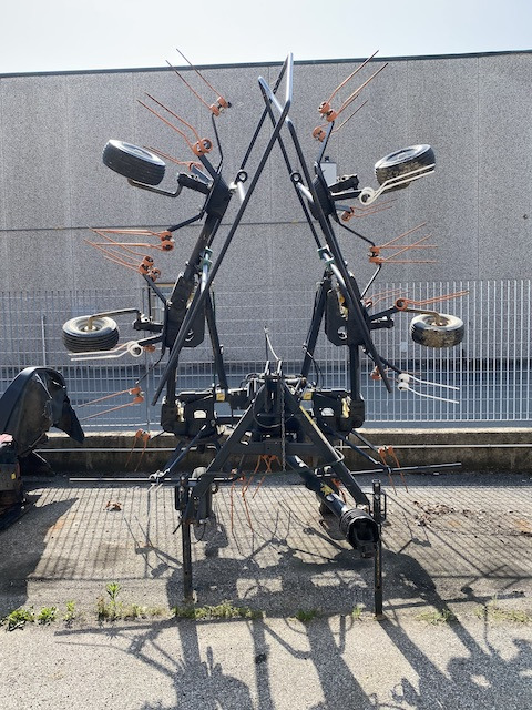 Voltafieno usato Gallignani - Henificadora: foto 1 Voltafieno usato Gallignani - Henificadora: foto 1