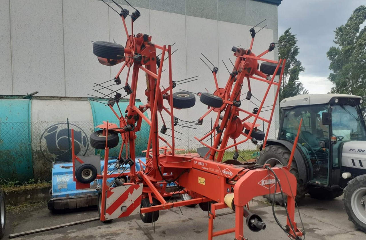 Voltafieno usato Kuhn GF 8501 T - Henificadora: foto 4 Voltafieno usato Kuhn GF 8501 T - Henificadora: foto 4
