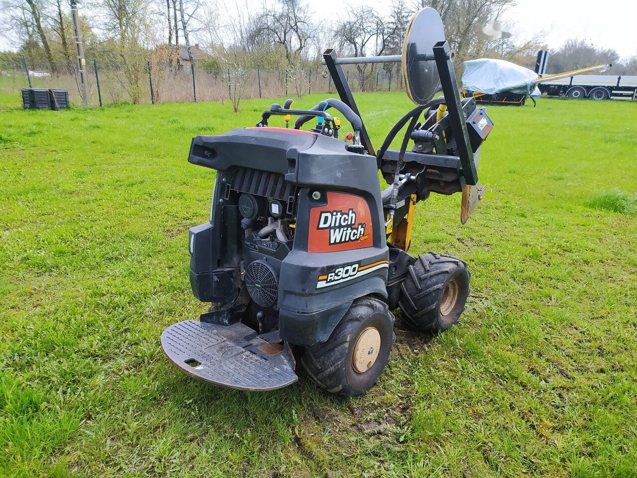 Ditch-Witch Zahn R300 - Zanjadora: foto 4 Ditch-Witch Zahn R300 - Zanjadora: foto 4