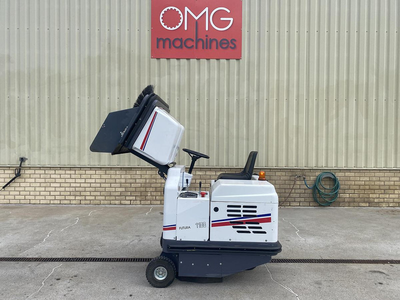 Dulevo 1100 EH, Veegmachine, Hoogkieper - Barredora vial: foto 2 Dulevo 1100 EH, Veegmachine, Hoogkieper - Barredora vial: foto 2