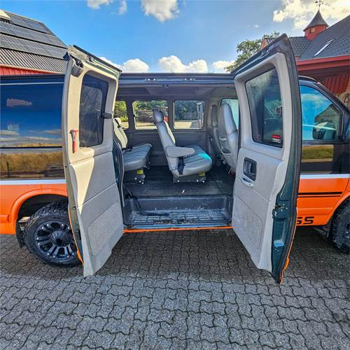 Furgoneta de pasajeros Chevrolet Express Van 2500: foto 28