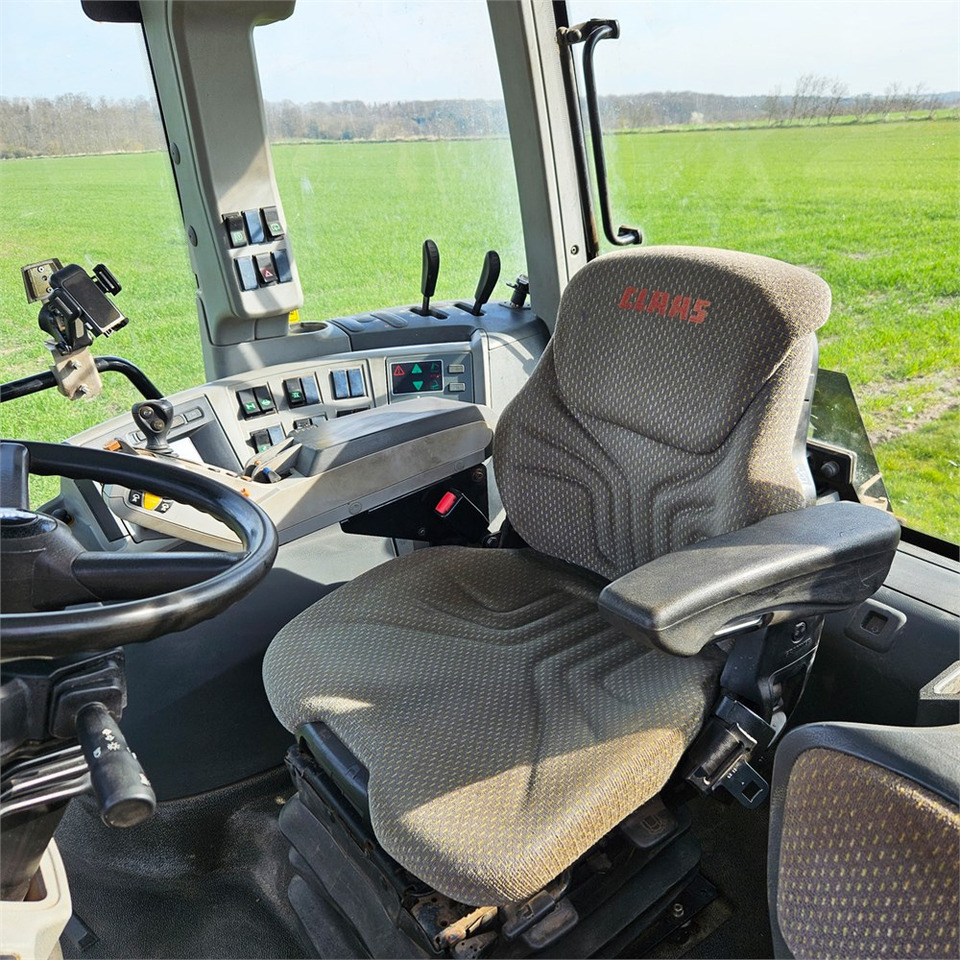 Tractor Claas ARION 640: foto 10