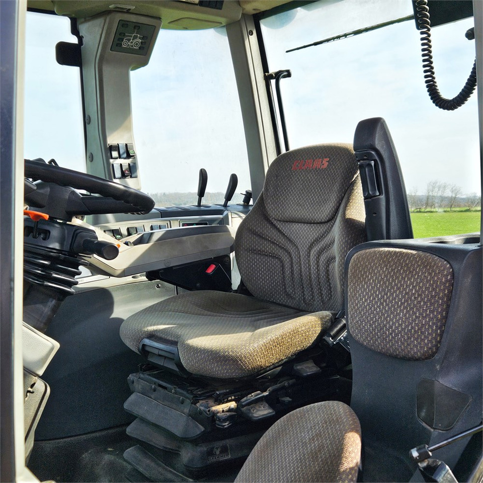 Tractor Claas ARION 640: foto 11