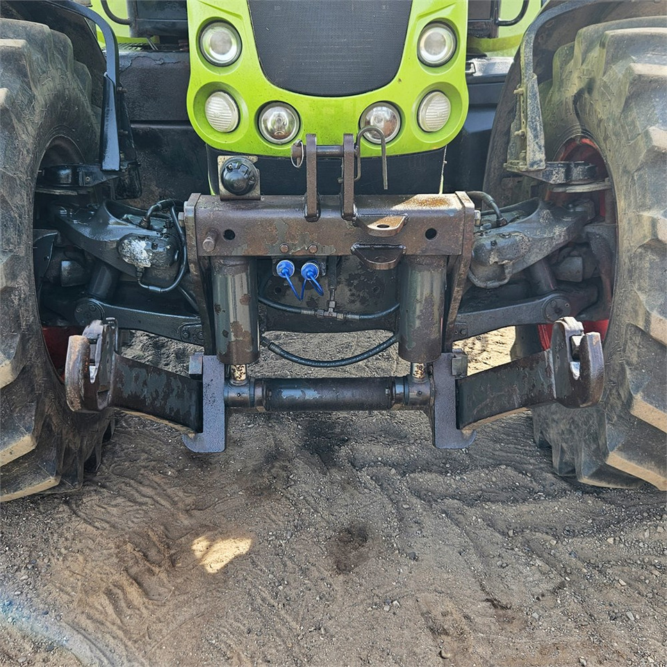 Tractor Claas ARION 640: foto 26
