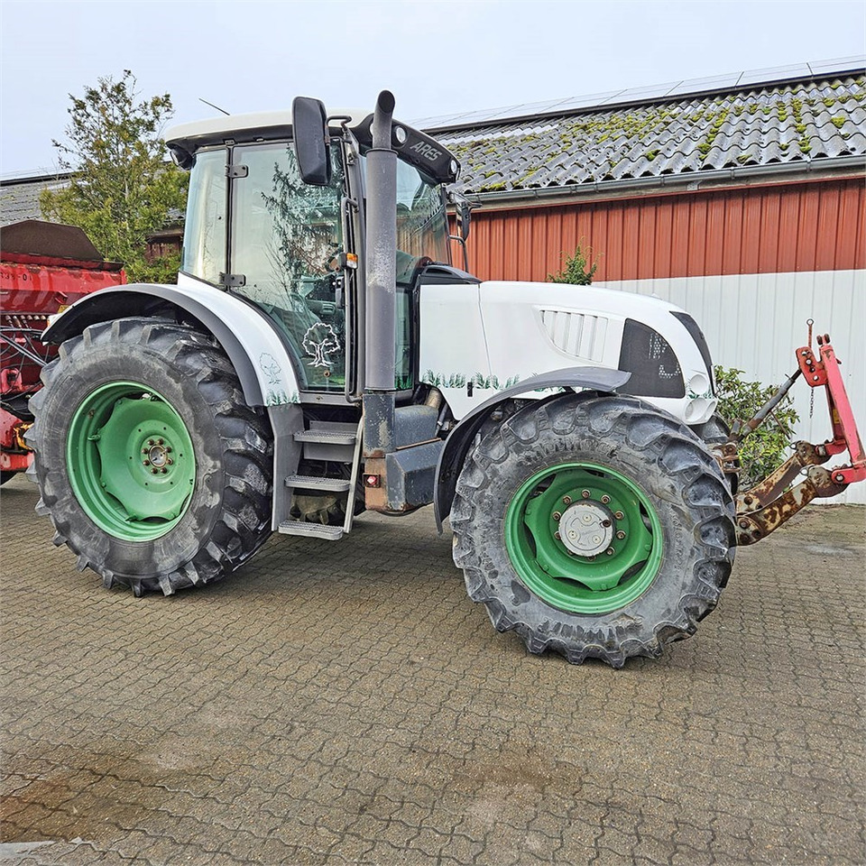 Claas Ares 697 - Tractor: foto 1 Claas Ares 697 - Tractor: foto 1