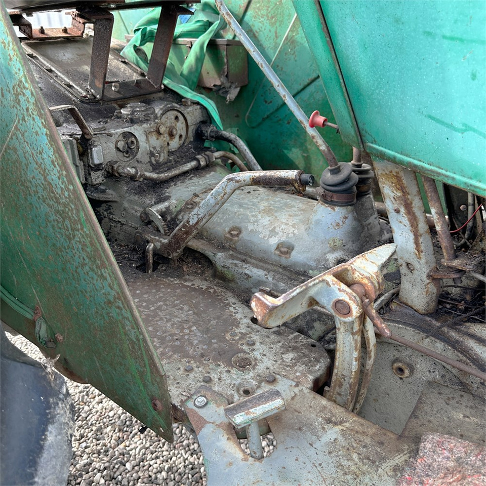 Tractor Deutz D 60 06: foto 25