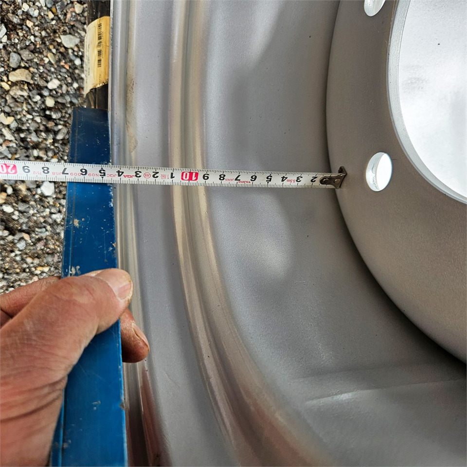 Giant 31X15,5-15 - Rueda completa para Maquinaria de construcción: foto 5 Giant 31X15,5-15 - Rueda completa para Maquinaria de construcción: foto 5