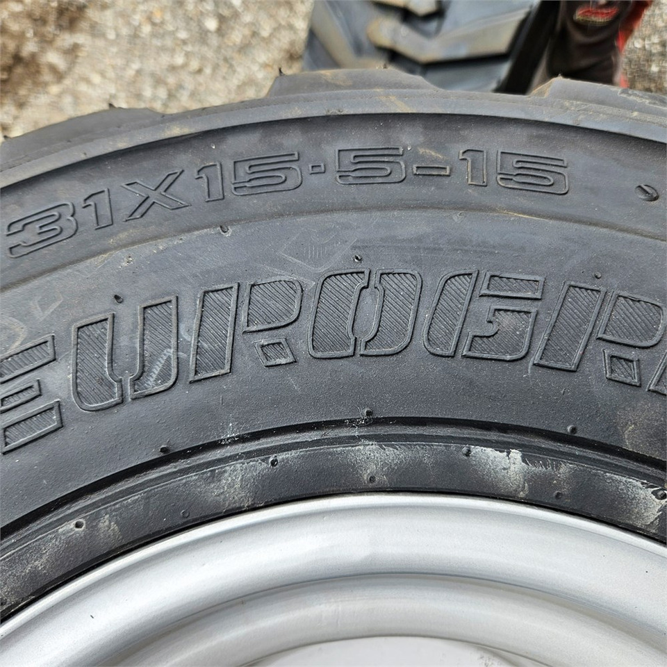 Giant 31X15,5-15 - Rueda completa para Maquinaria de construcción: foto 4 Giant 31X15,5-15 - Rueda completa para Maquinaria de construcción: foto 4