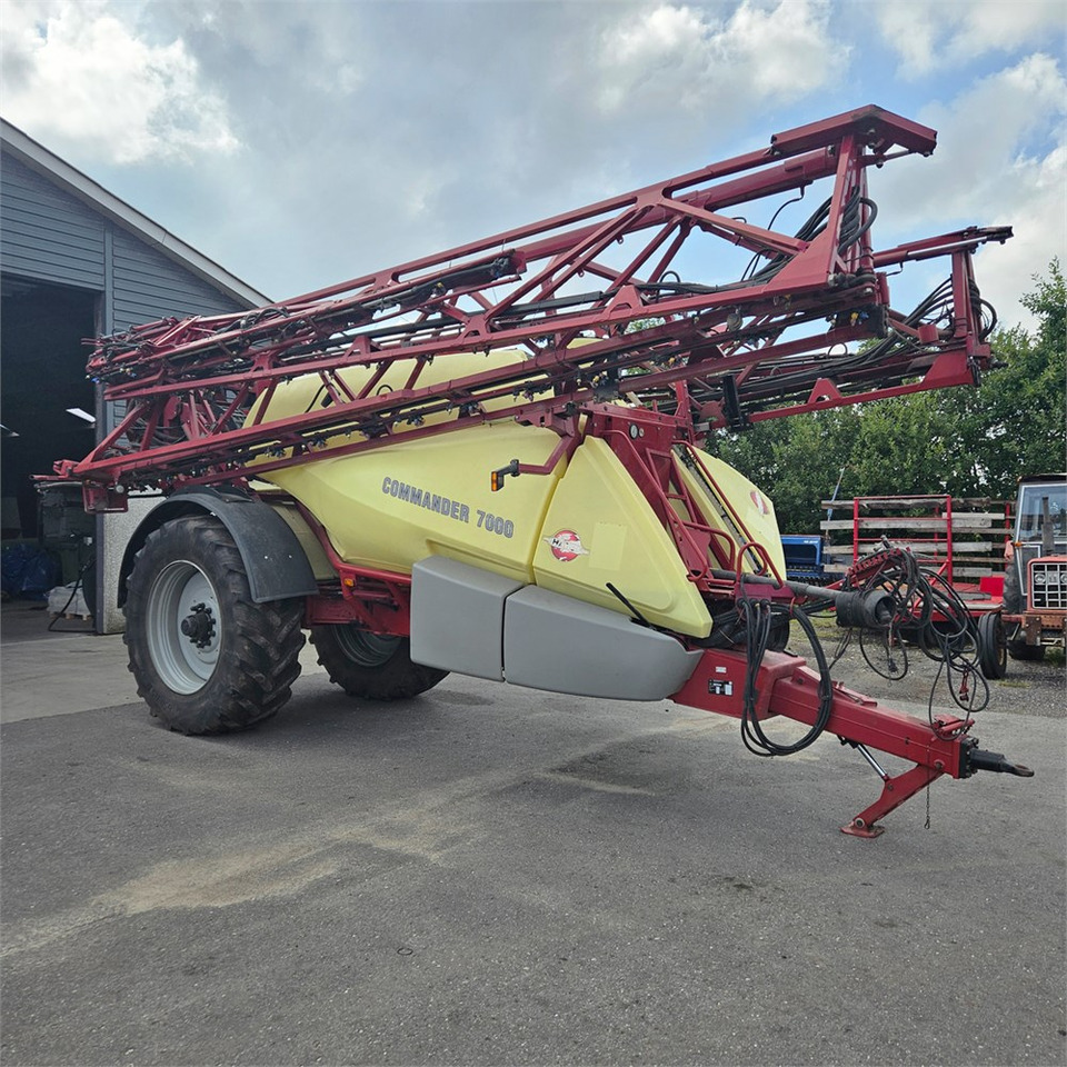 Pulverizador Hardi CM 11: foto 10
