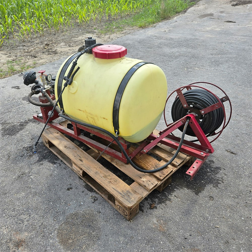 Hardi PU-200 - Pulverizador: foto 3 Hardi PU-200 - Pulverizador: foto 3