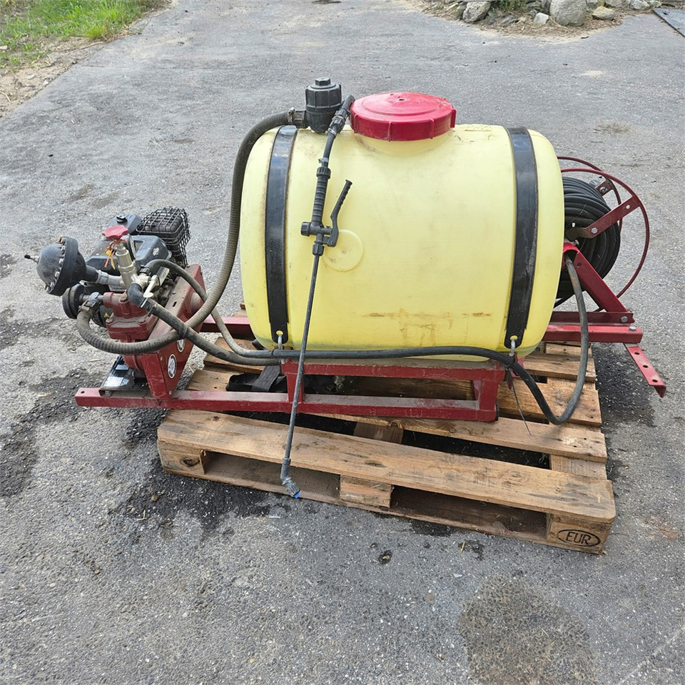 Hardi PU-200 - Pulverizador: foto 2 Hardi PU-200 - Pulverizador: foto 2