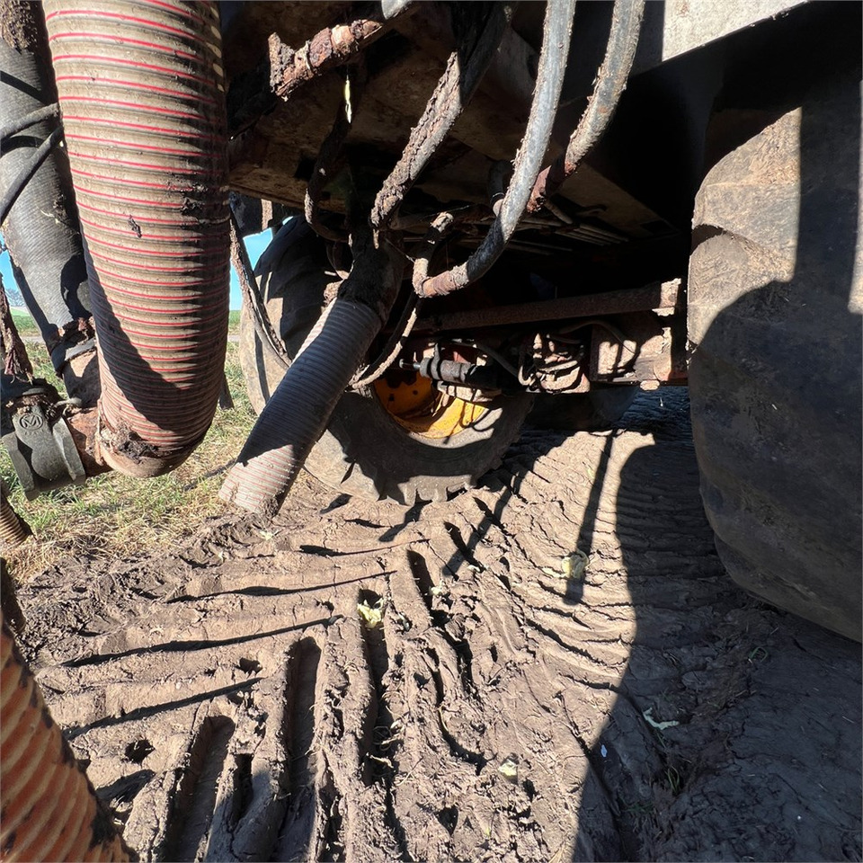 Maquinaria para fertilización Harsø HV 615: foto 24
