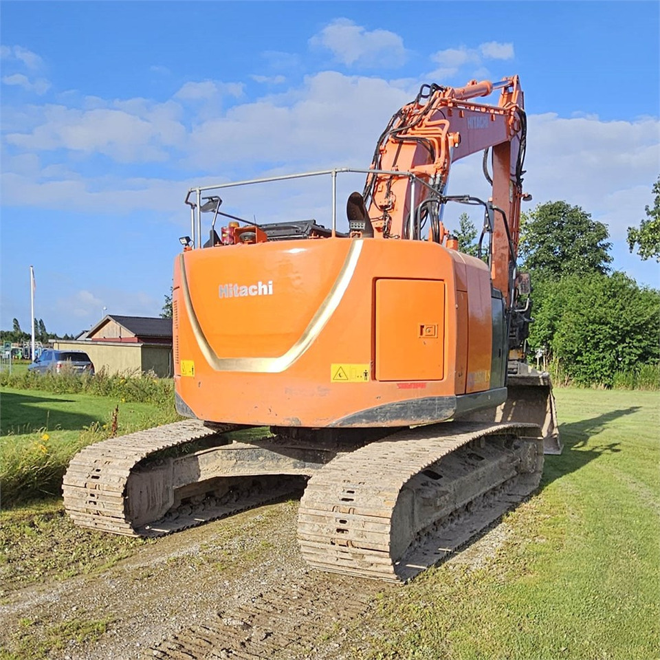 Hitachi ZX 225 - Excavadora de cadenas: foto 4 Hitachi ZX 225 - Excavadora de cadenas: foto 4