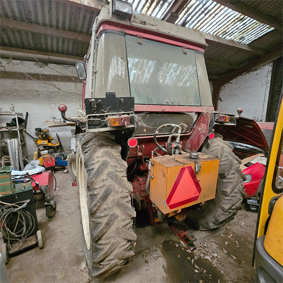 IH 485 XL - Tractor: foto 4 IH 485 XL - Tractor: foto 4