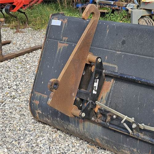 Implemento para Manipulador telescópico ABC 2500 mm: foto 6 Implemento para Manipulador telescópico ABC 2500 mm: foto 6