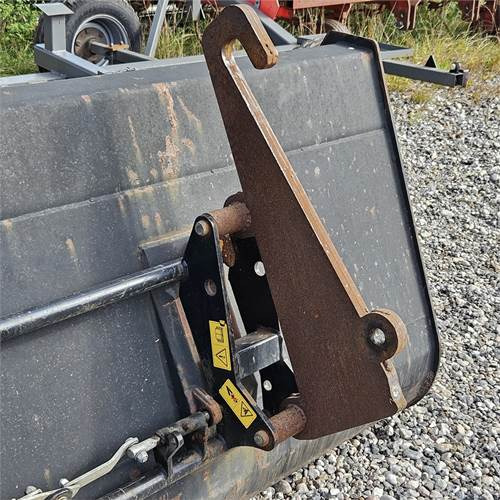 Implemento para Manipulador telescópico ABC 2500 mm: foto 7 Implemento para Manipulador telescópico ABC 2500 mm: foto 7