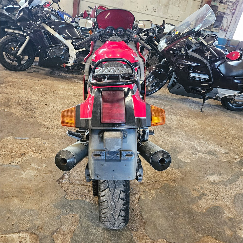 Kawasaki GPZ 1000 RX - Motocicleta: foto 4 Kawasaki GPZ 1000 RX - Motocicleta: foto 4