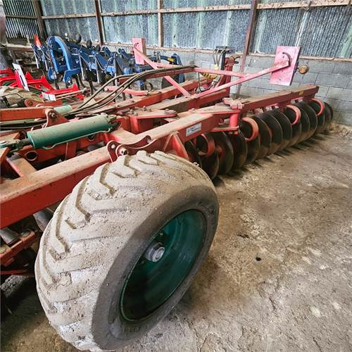 Kverneland 56 - 26 - Rastras: foto 3 Kverneland 56 - 26 - Rastras: foto 3