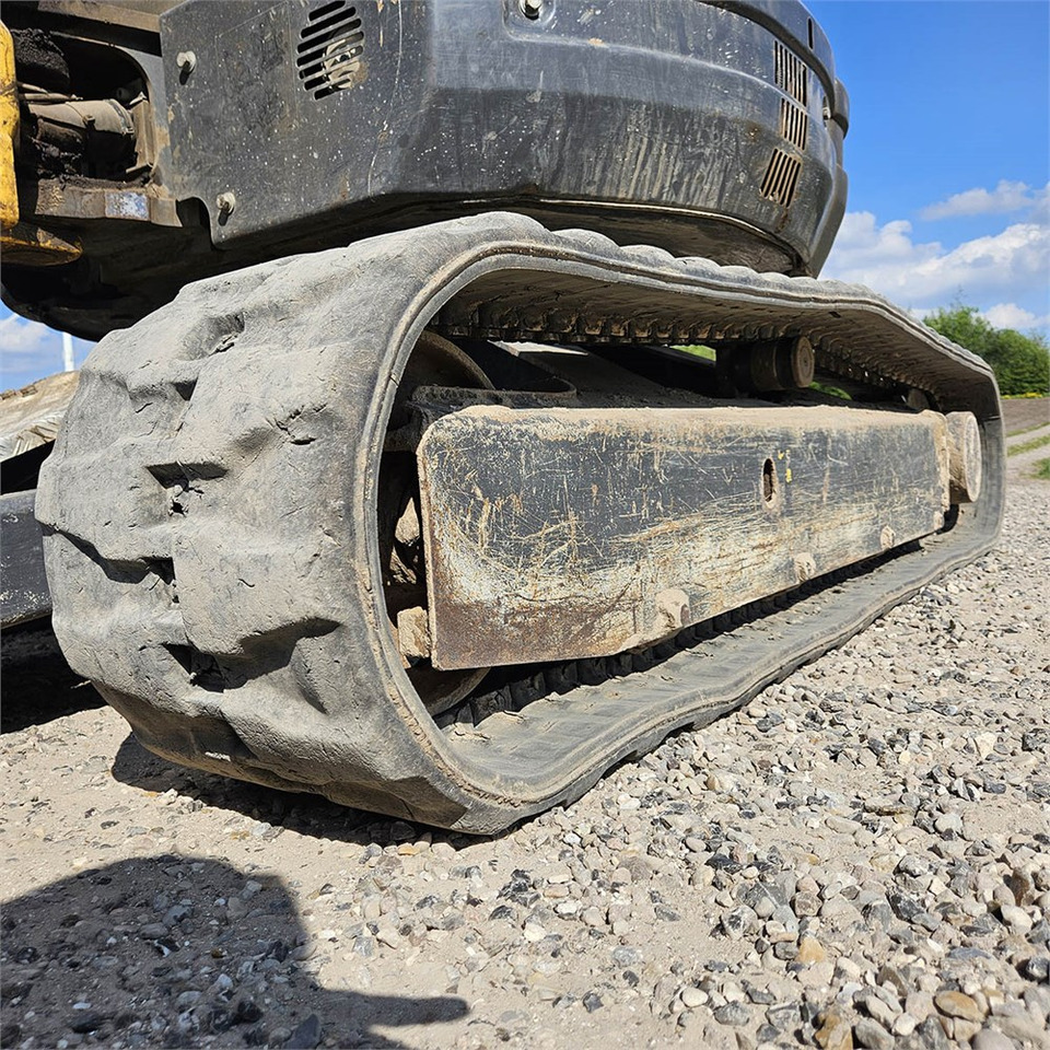 Miniexcavadora New Holland E39 B: foto 44
