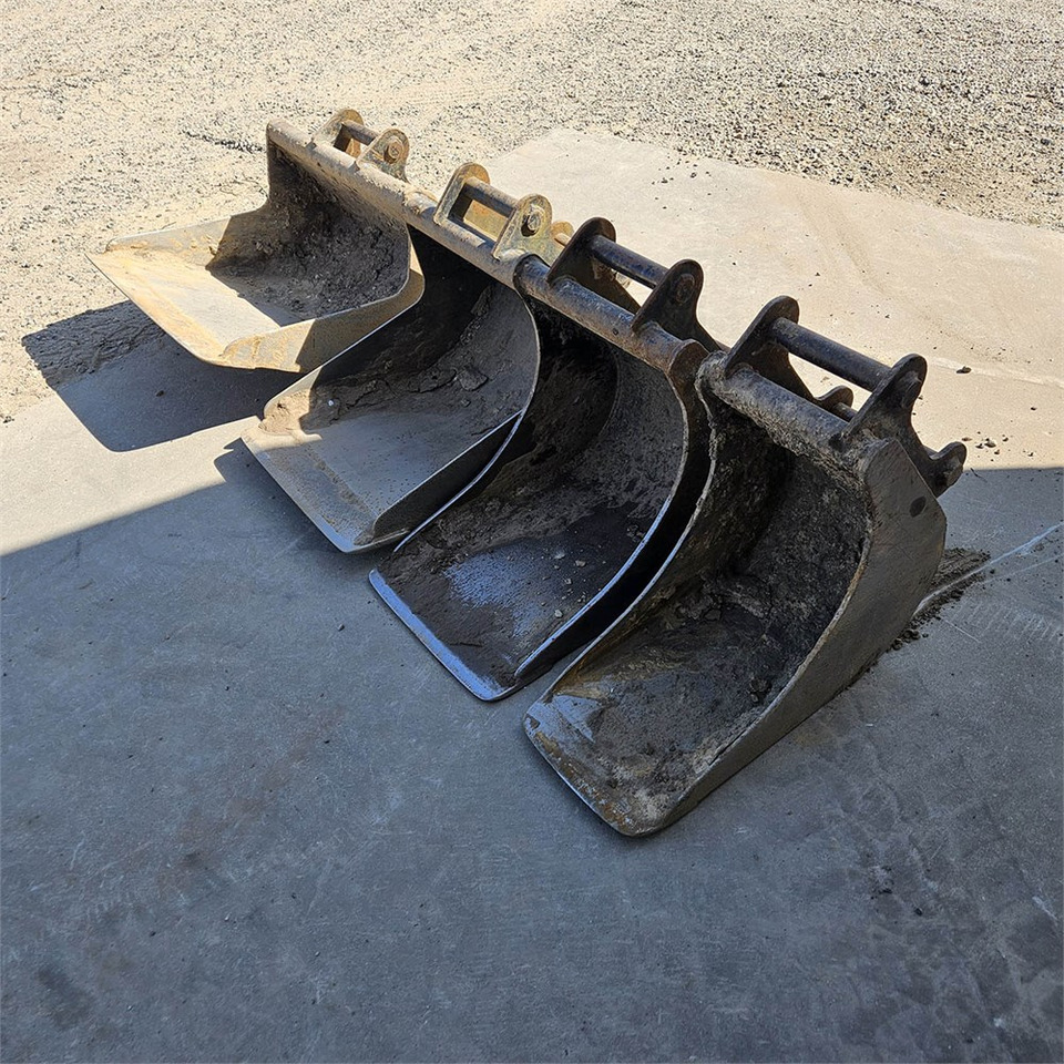Miniexcavadora New Holland E39 B: foto 28