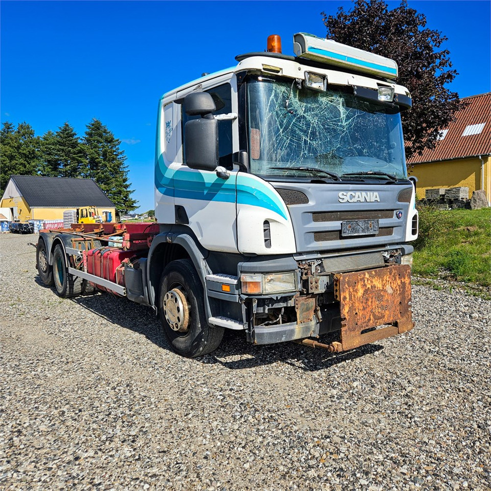 Camión con equipo de cable Scania P310: foto 9