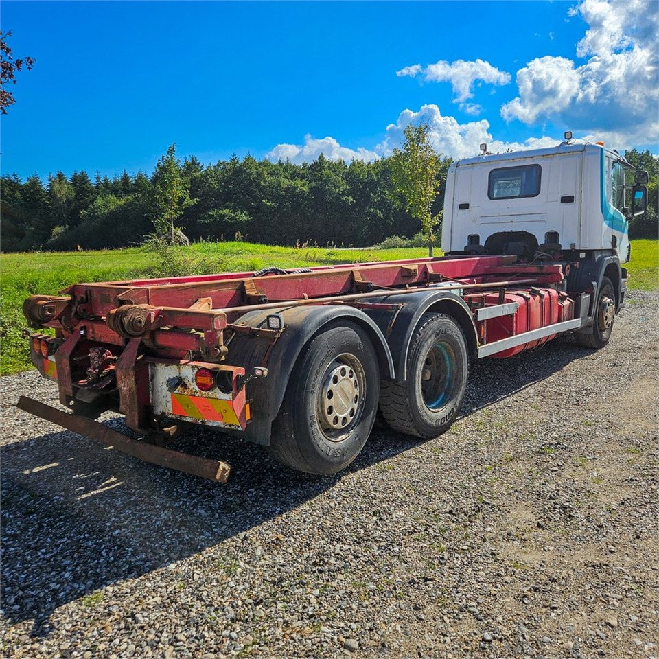 Scania P310 - Camión con equipo de cable: foto 4 Scania P310 - Camión con equipo de cable: foto 4