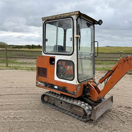 Schaeff HR 02 - Miniexcavadora: foto 1 Schaeff HR 02 - Miniexcavadora: foto 1
