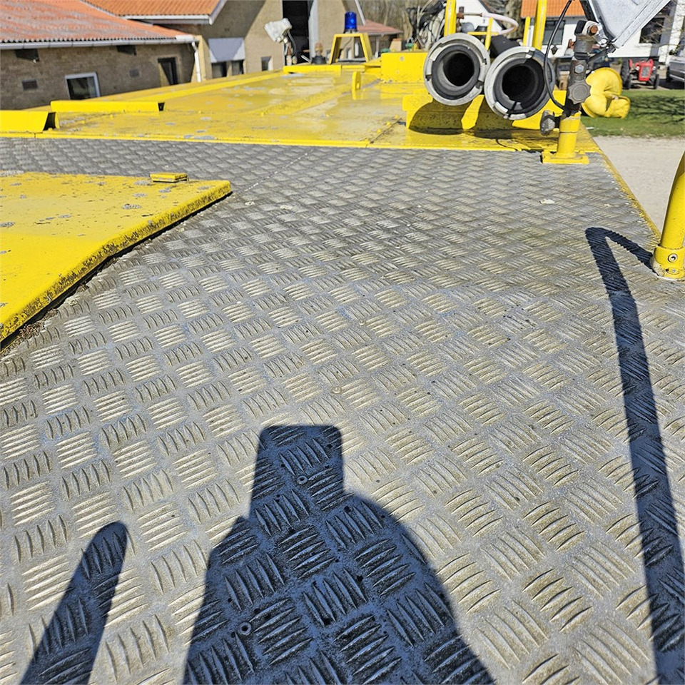 Arrendamiento de Schammel Nubian 6x6 Schammel Nubian 6x6: foto 34 Arrendamiento de Schammel Nubian 6x6 Schammel Nubian 6x6: foto 34